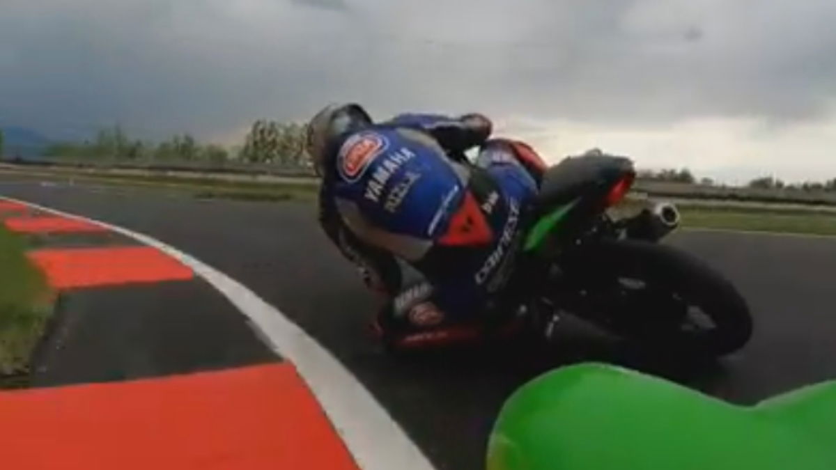 WATCH Master v Pupil as Sofuoglu and Razgatlioglu battle on kart track